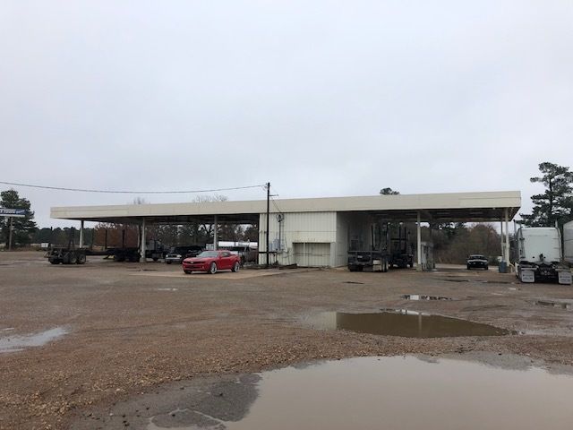 Camp I-30: 3205 E 54th St, Texarkana, AR 71854